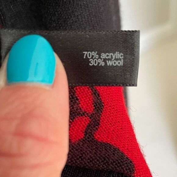 The Limited Black and Red Color Pop Sweater - Picture 5 of 5